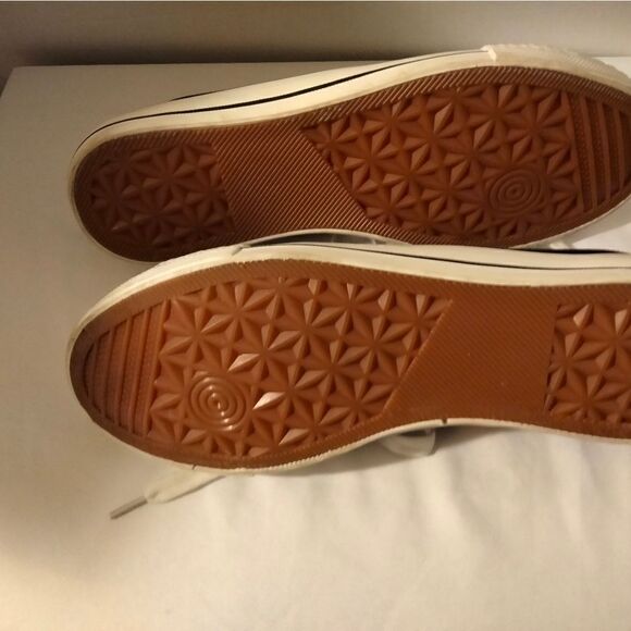 L Esmara black size 8 Multi color butterfly design patterns with cushion NWT - Picture 3 of 8